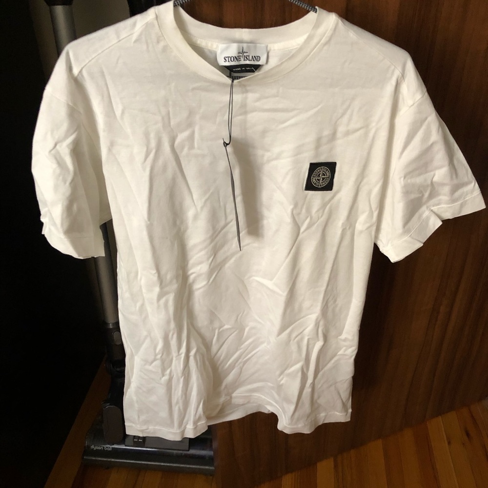 BRAND NEW WITH TAG STONE ISLAND WHITE T SHIRT M